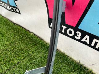 направляющая стекла Ford Mustang 6 поколение S550 [рестайлинг] 2020, 2.3 л., бензин, АКПП, купе, задний привод, FR3B63263A20AA