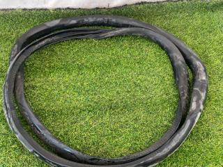 уплотнитель двери Tesla Model Y 1 поколение 2022, электро, белый, 1497675-00-A