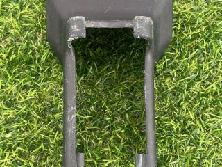 Пластик салазок сидений Lexus NX 1 поколение [рестайлинг] 2020, 3.0 л., гибрид, АКПП, внедорожник 5 дв., 72138-42010