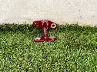 петля двери Chevrolet Equinox 3 поколение 2019