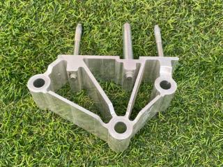 кронштейн (крепление) Volkswagen Jetta 6 поколение 2014, 1.4 л., бензин, МКПП, седан, передний привод