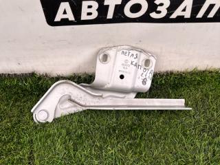 петля капота правая Volkswagen Jetta 6 поколение 2014, 1.4 л., бензин, МКПП, седан, передний привод, 5C6823302