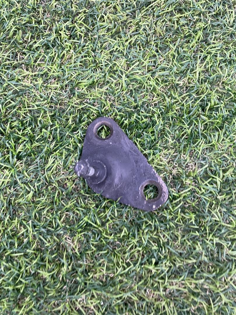 кронштейн (крепление) Ford Explorer 6 поколение U625 2021, 2.3 л., бензин, АКПП, внедорожник 5 дв., задний привод - фото №1