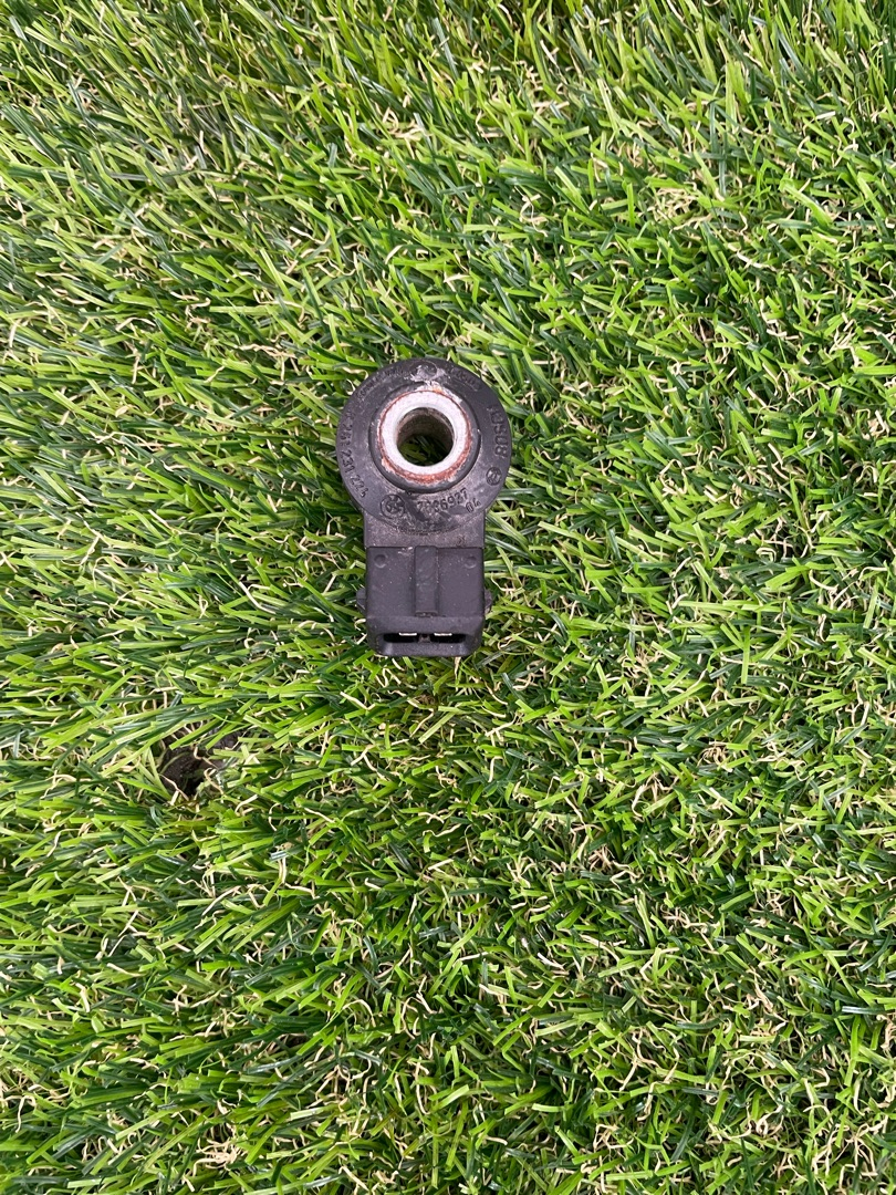 датчик детонации Mini Cooper S 3 поколение 2018, 2.0 л., бензин, 6МКПП, хетчбэк 3 дв., 7636937, 13627636937 - фото №1