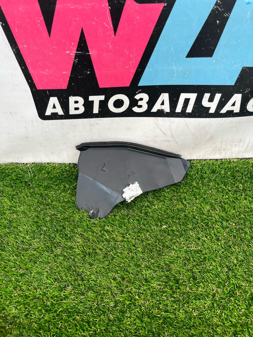 водосток крышки багажника Tesla Model X 1 поколение 2018, электро, хетчбэк 5 дв., 1060446-00-A - фото №1