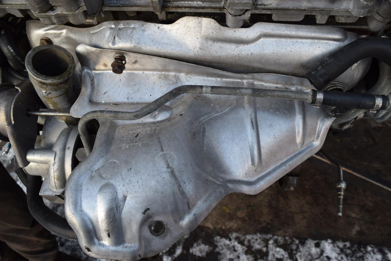 шумоизоляция (термозащита) Volvo XC90 1 поколение 2004, 2.5 л., B 5254 T2, бензин, АКПП, внедорожник 5 дв., 30622265 - фото №1