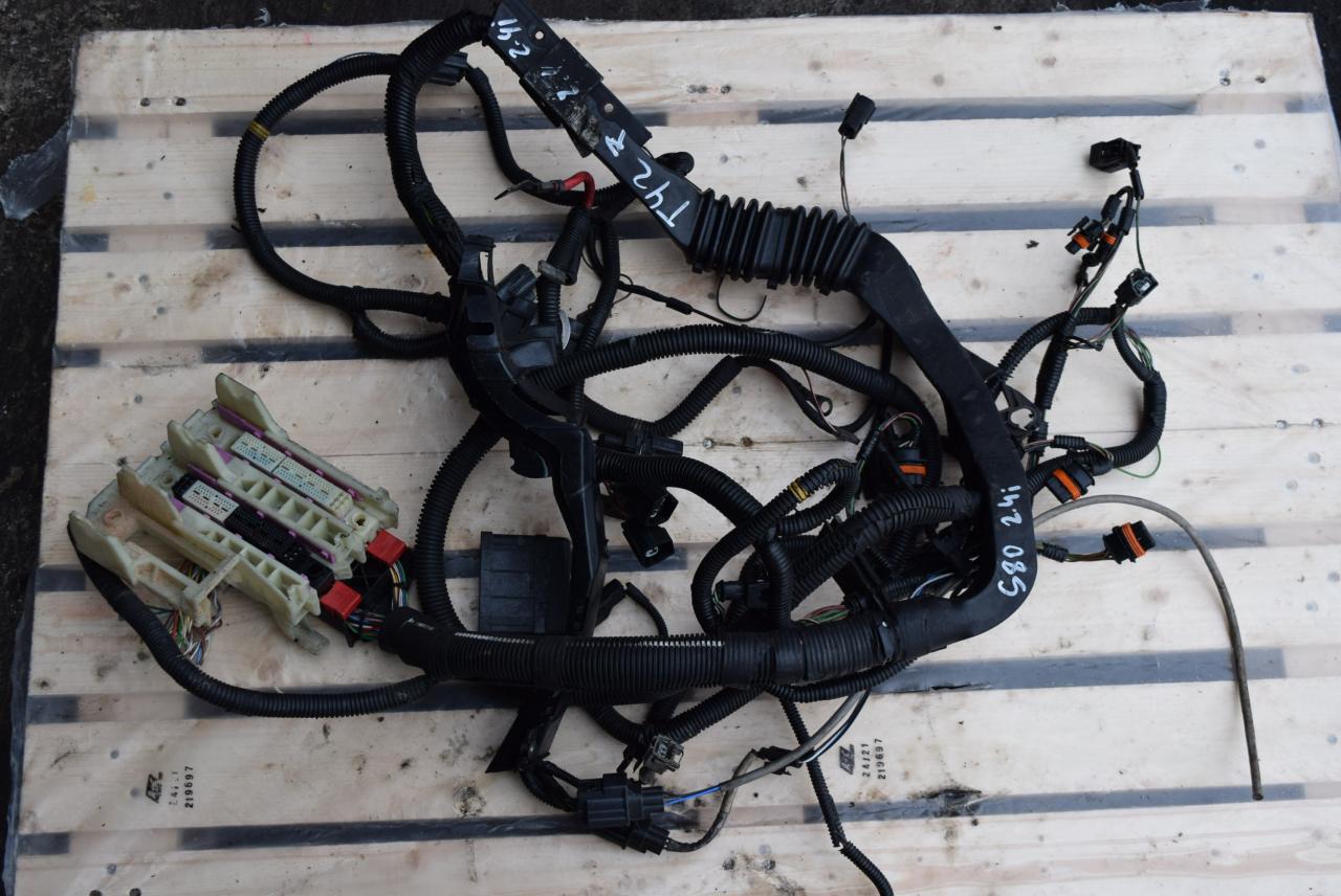 проводка двигателя Volvo S80 1 поколение 2000, 2.4 л., B 5244 S2, бензин, АКПП, седан, передний привод - фото №1