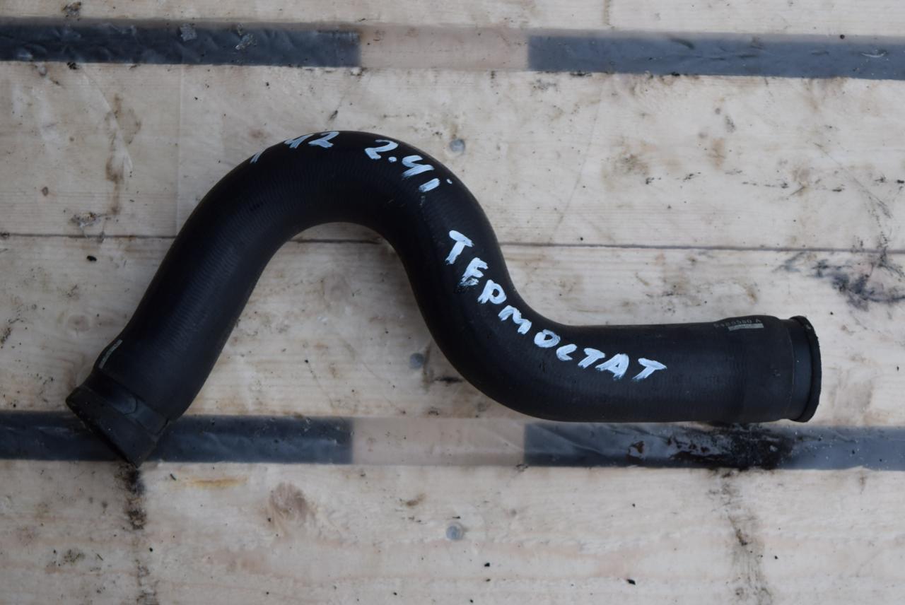 патрубок (трубопровод, шланг) Volvo S80 1 поколение 2000, 2.4 л., B 5244 S2, бензин, АКПП, седан, передний привод, 9485580A - фото №1