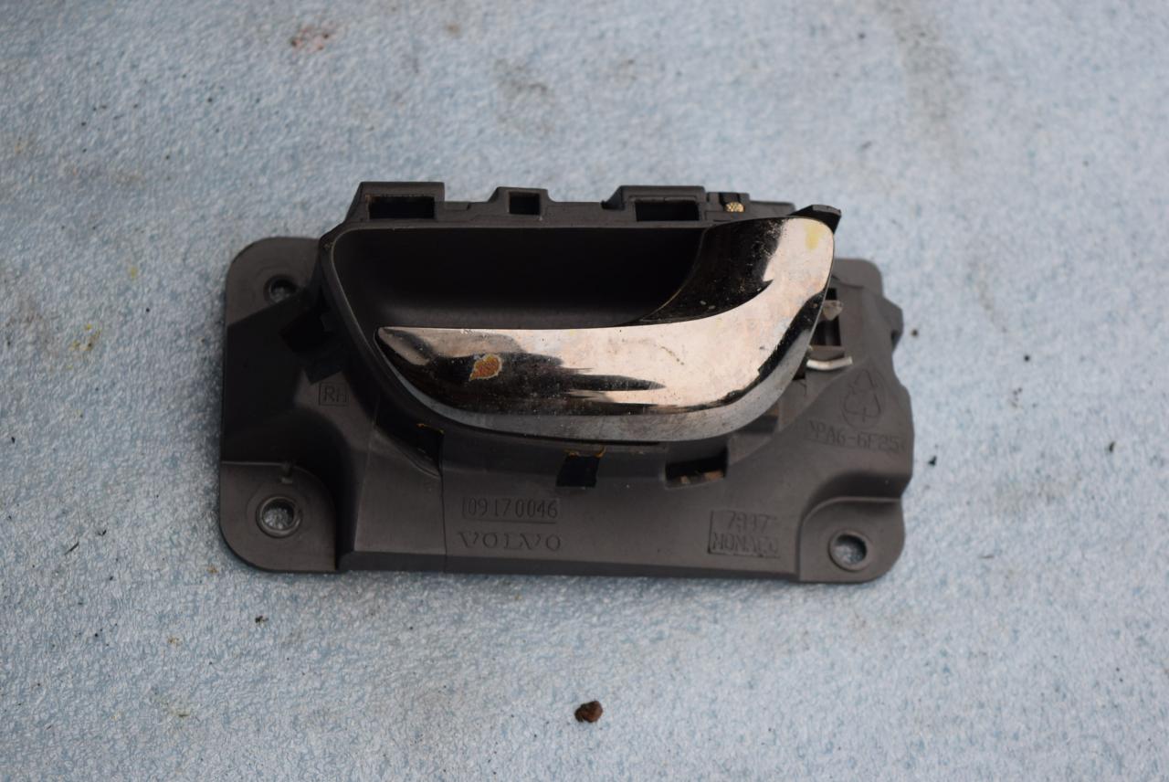 ручка внутренняя передняя правая Volvo S80 1 поколение 2000, 2.4 л., B 5244 S2, бензин, АКПП, седан, передний привод, 09170046 - фото №1