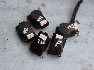 моторчик заслонки печки Volvo S80 1 поколение 2000, 2.4 л., B 5244 S2, бензин, АКПП, седан, передний привод, 38247N, 38248Q, 42948O, 42947O, 38249N