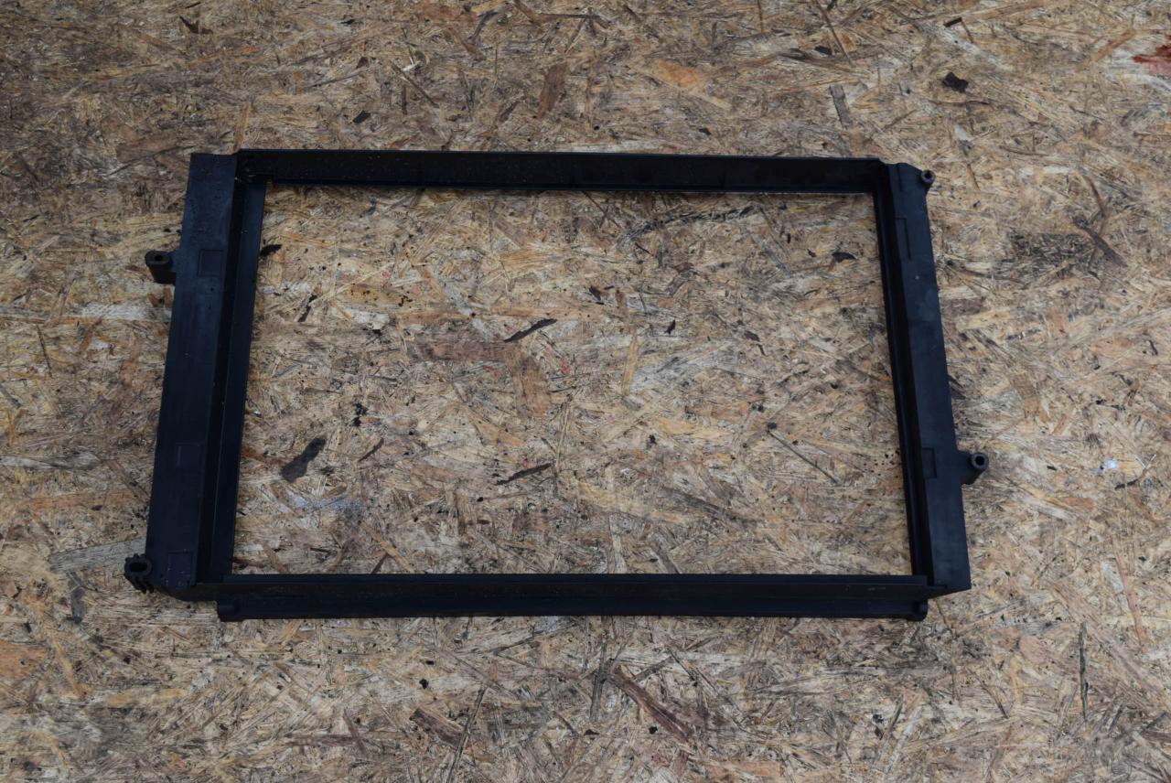 диффузор вентилятора Volvo S80 1 поколение 2000, 2.4 л., B 5244 S2, бензин, АКПП, седан, передний привод, 9475216 - фото №1