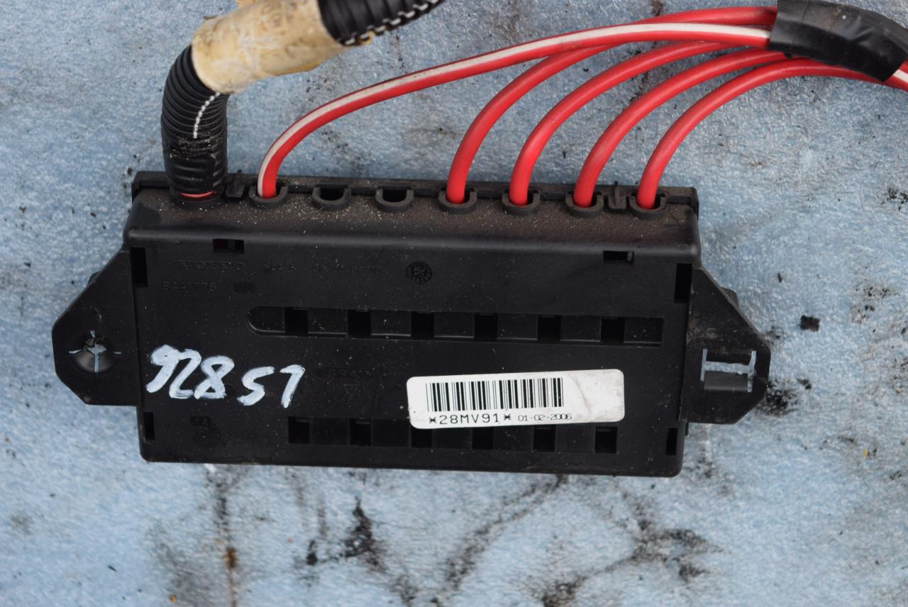 блок предохранителей Volvo XC90 1 поколение 2006, 2.4 л., D5, D 5244 T4, дизель, АКПП, внедорожник 5 дв., 28MV91 - фото №1