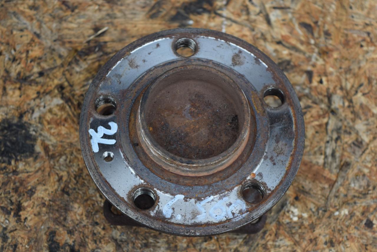 ступица задняя Volvo S60 1 поколение 2002, 2.4 л., i, B 5244 S2, бензин, МКПП, седан, передний привод - фото №1