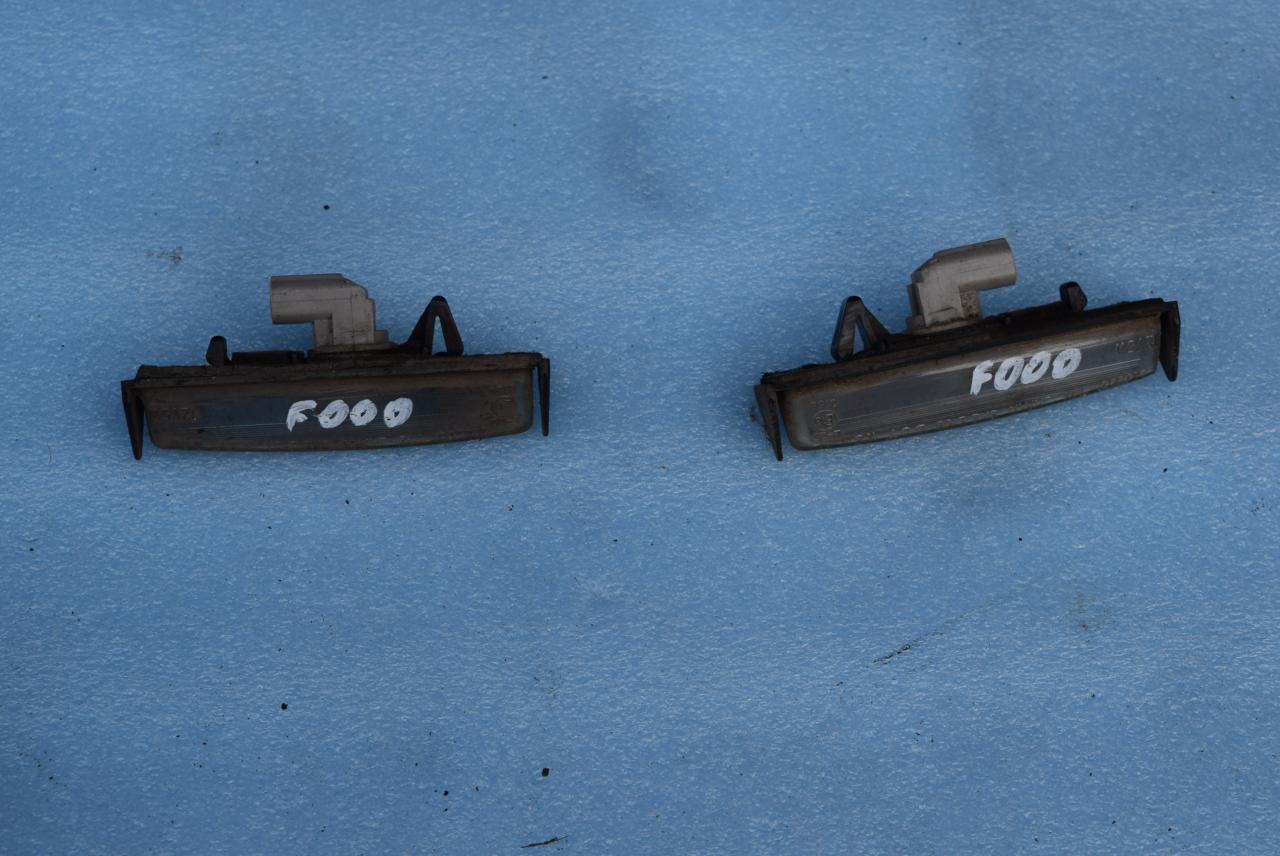 подсветка номера Toyota Yaris Verso 1 поколение 2002, 1.4 л., дизель, МКПП, минивэн - фото №1