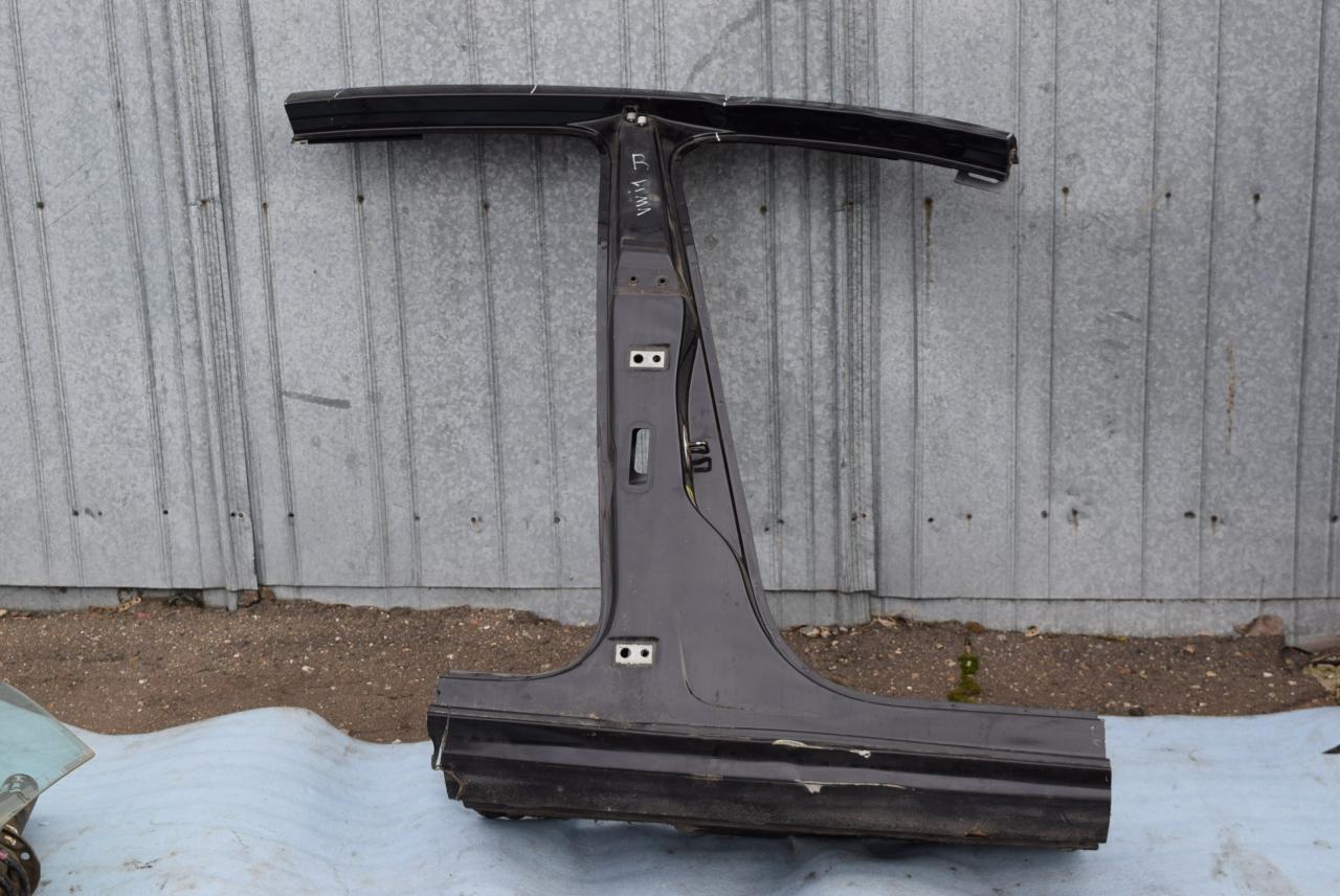 Стойка кузовная центральная правая Volkswagen Jetta 6 поколение 2013, 1.4 л., TSI, CAXA, бензин, АКПП, седан - фото №1