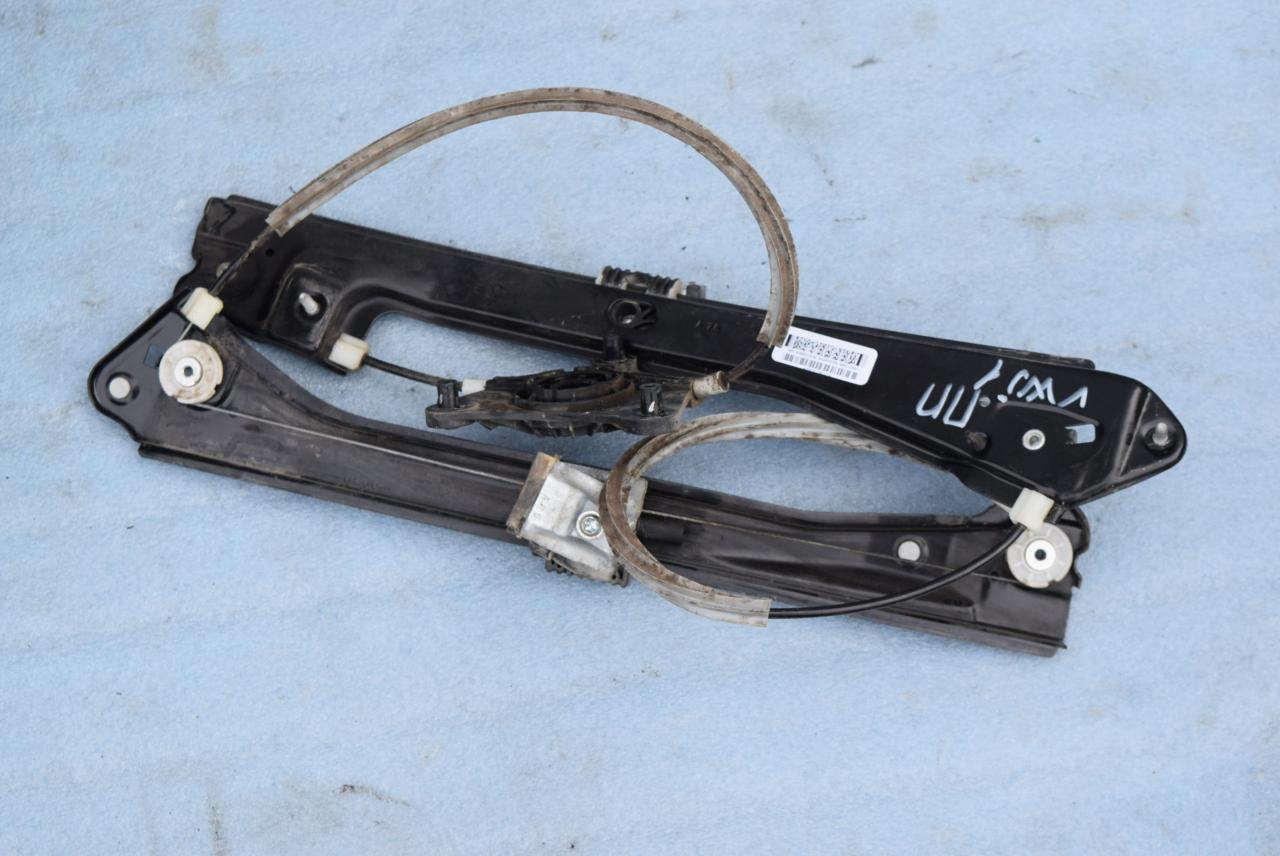 стеклоподъемник передний правый Volkswagen Jetta 6 поколение 2013, 1.4 л., TSI, CAXA, бензин, АКПП, седан, 5C6837462E - фото №1