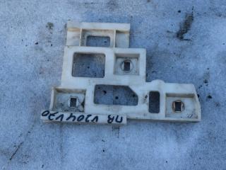 Крепление бампера переднего Volvo V70 1 поколение 1998, 2.5 л., D 5252 T, дизель, МКПП, универсал, 9151503