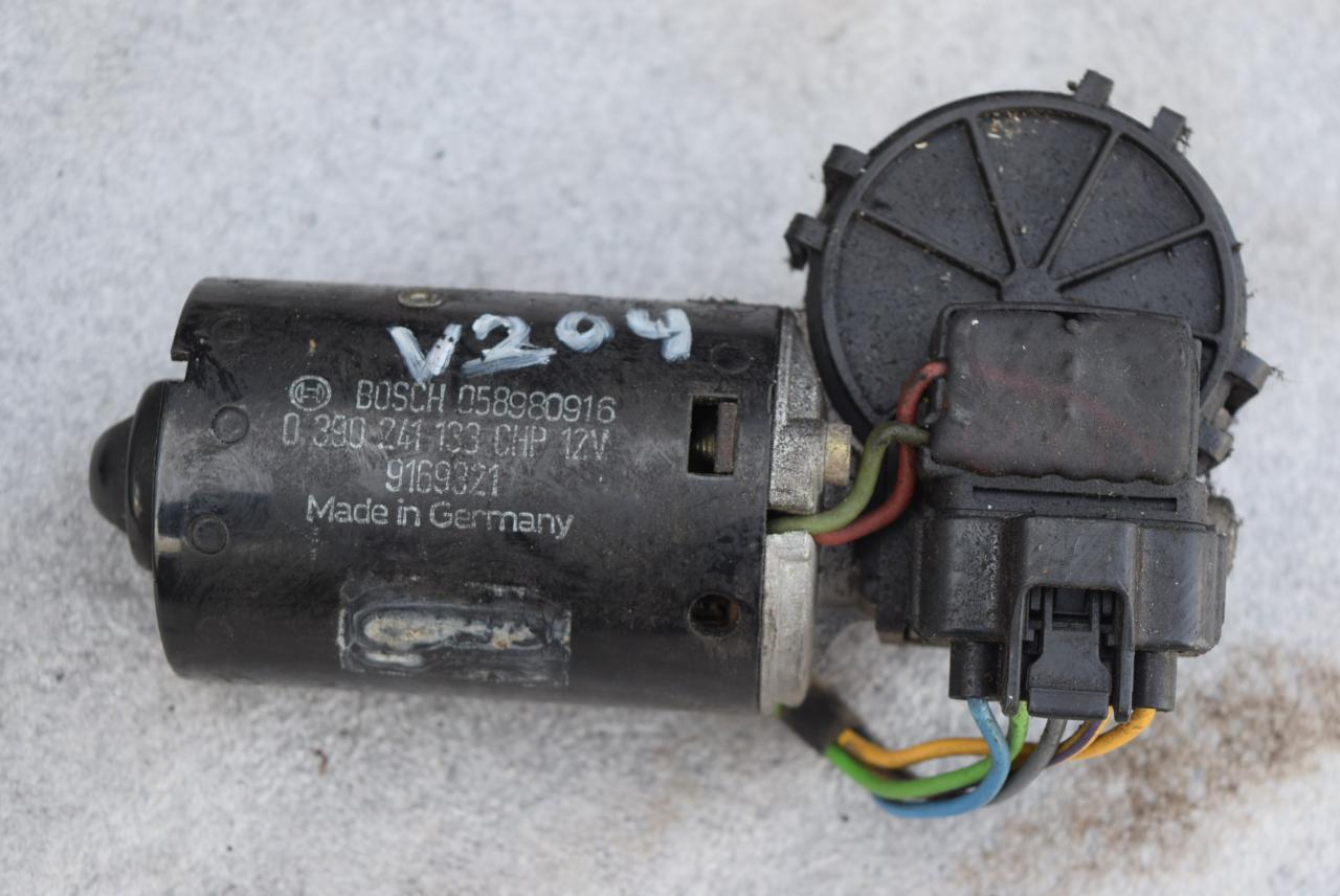 моторчик передних стеклоочистителей (дворников) Volvo V70 1 поколение 1998, 2.5 л., D 5252 T, дизель, МКПП, универсал, 9169321, 058980916 - фото №1
