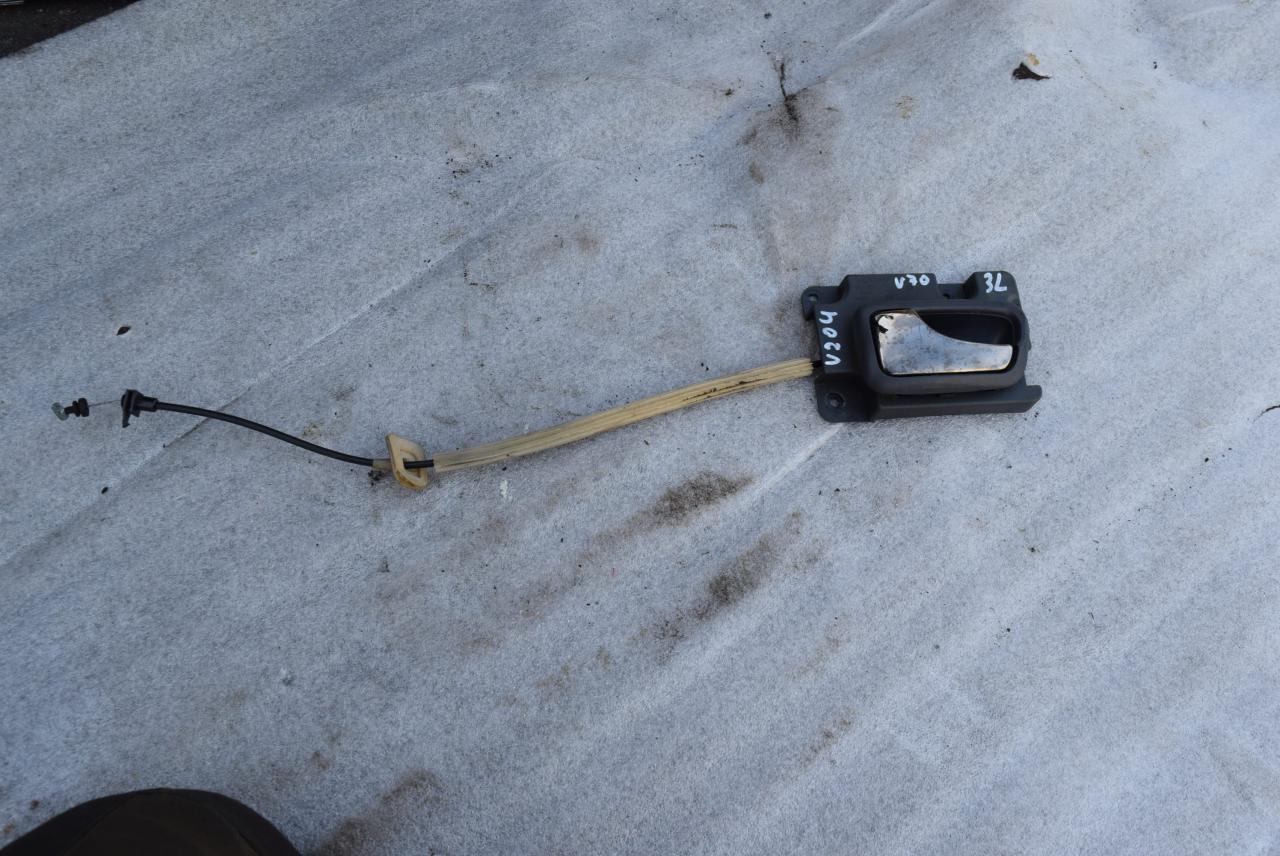 ручка внутренняя задняя левая Volvo V70 1 поколение 1998, 2.5 л., D 5252 T, дизель, МКПП, универсал, 9152499 - фото №1