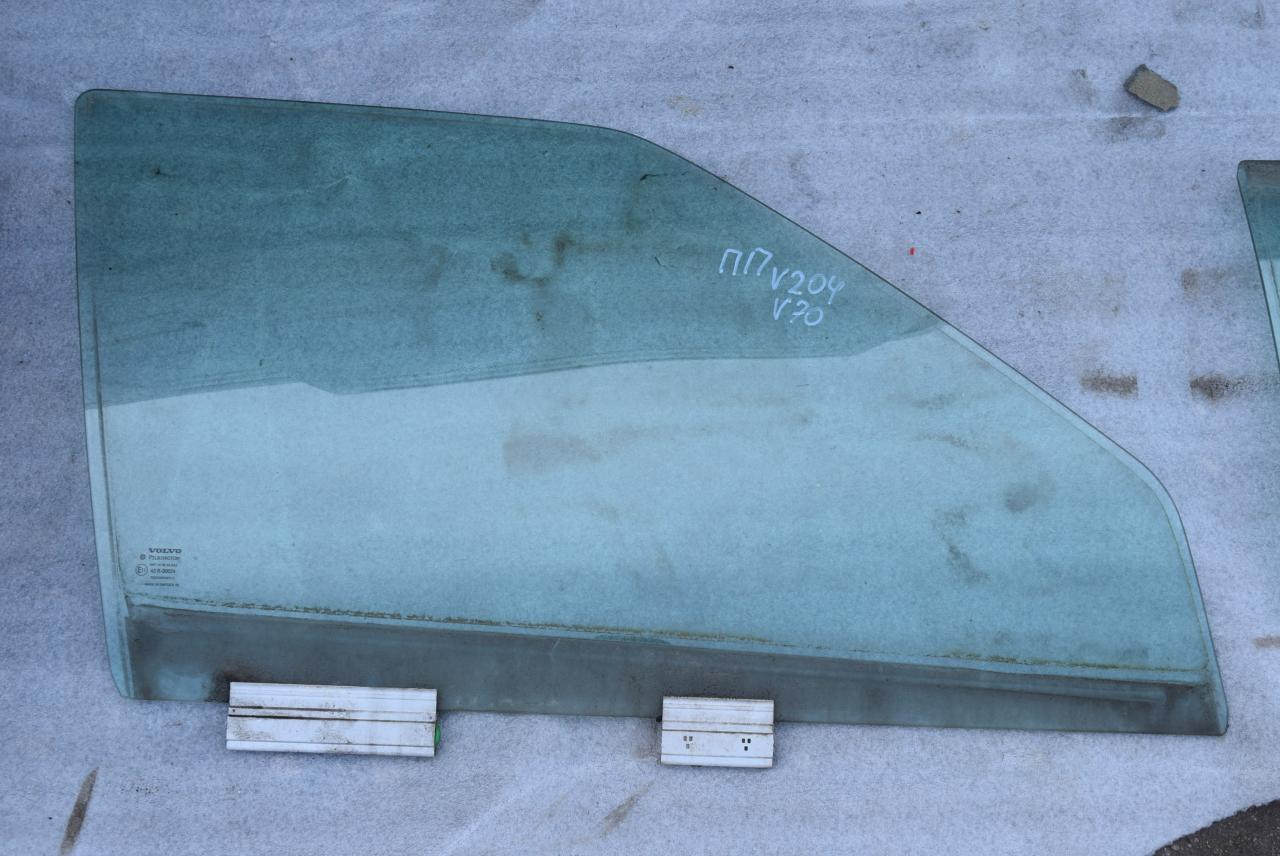 стекло двери передней правой Volvo V70 1 поколение 1998, 2.5 л., D 5252 T, дизель, МКПП, универсал - фото №1