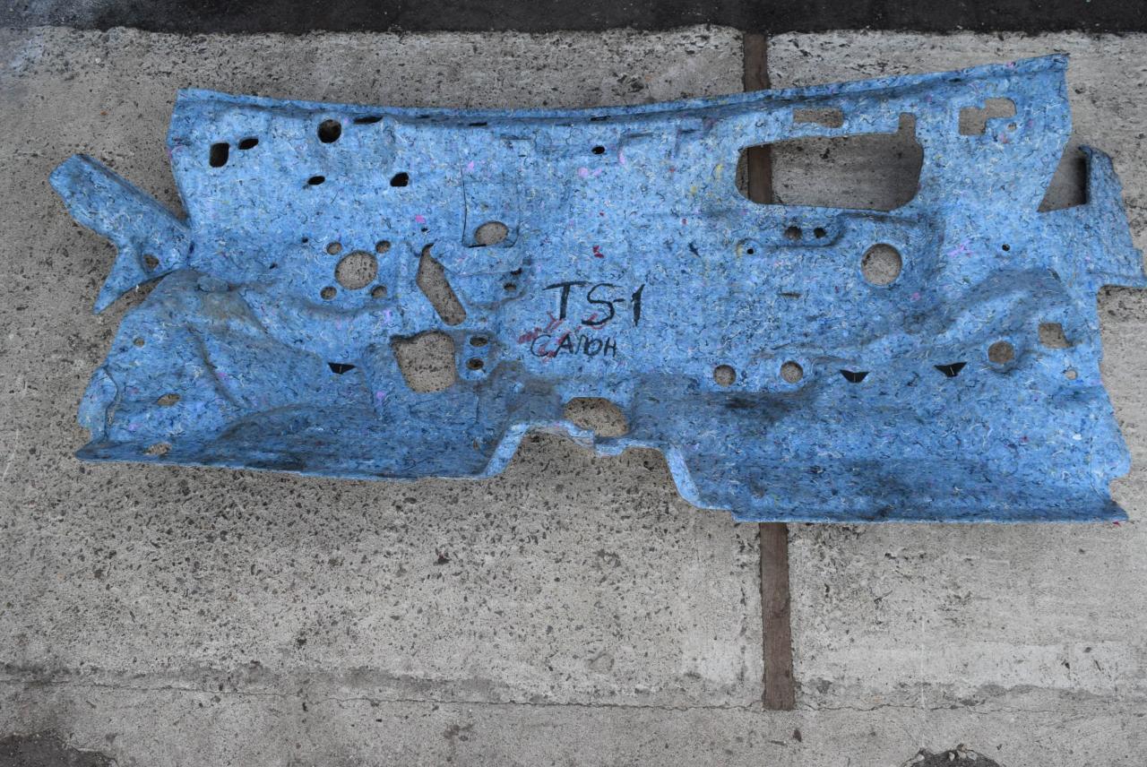 ковер салонный Toyota Solara 2 поколение 2004, 3.3 л., бензин, АКПП, купе - фото №1