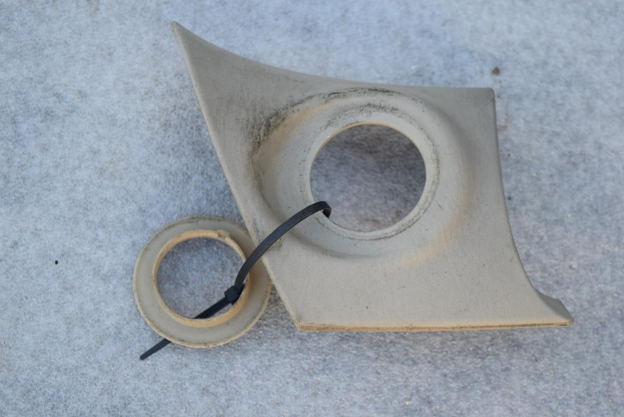 пластик Toyota Solara 2 поколение 2004, 3.3 л., бензин, АКПП, купе, 5544551020 - фото №1