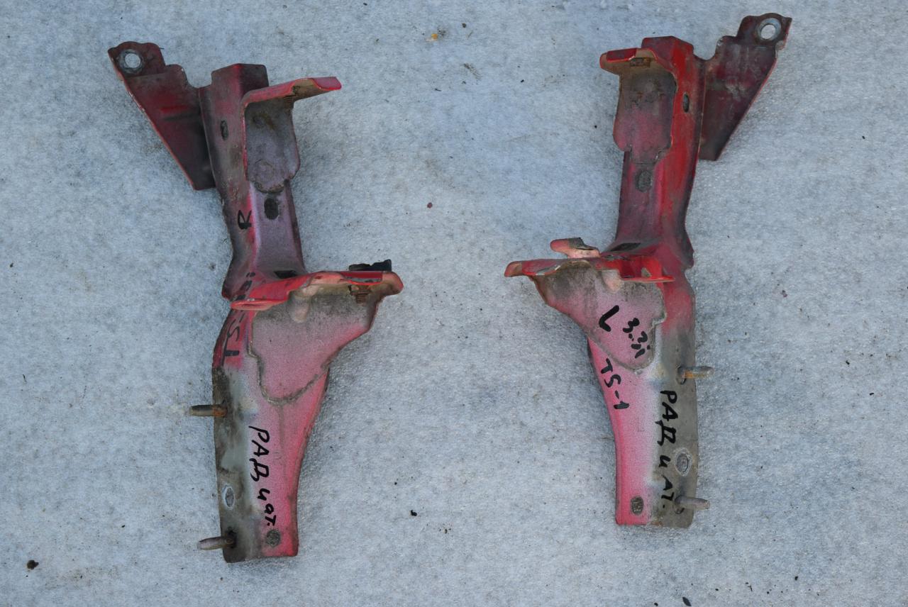 передняя панель крепления облицовки (телевизор) Toyota Solara 2 поколение 2004, 3.3 л., бензин, АКПП, купе - фото №1