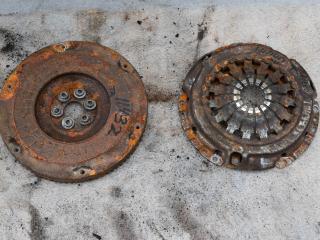 комплект сцепления Toyota Auris 1 поколение 2008, 1.4 л., 1ND-TV, дизель, МКПП, хетчбэк 5 дв., правый руль