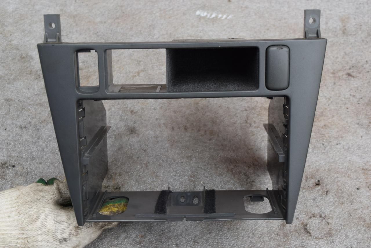 рамка под магнитолу Volvo V40 1 поколение 1998, 1.9 л., Ti, B 4194 T, бензин, МКПП, красный, универсал, передний привод - фото №1