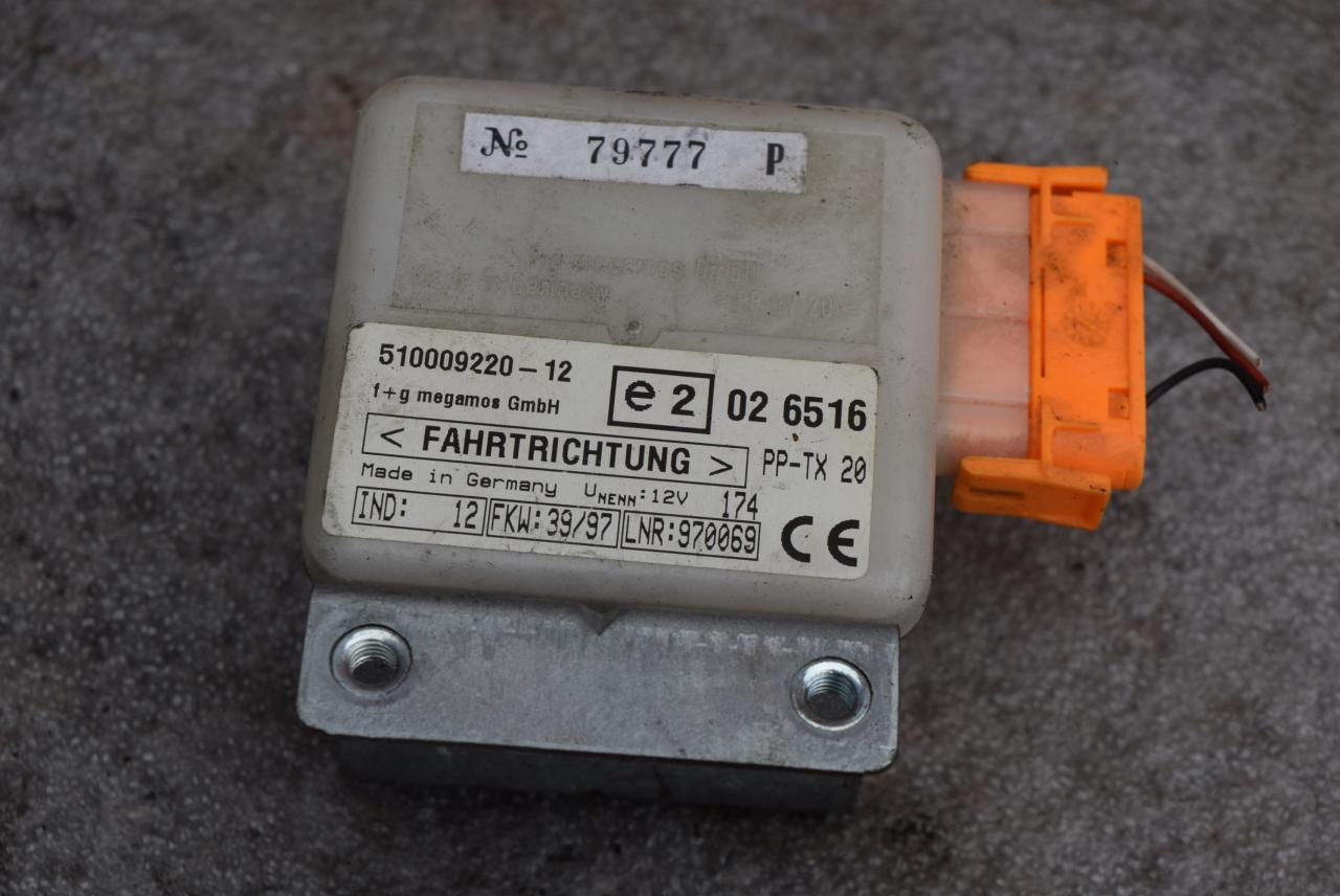 блок управления (другие) Volvo V40 1 поколение 1998, 1.9 л., Ti, B 4194 T, бензин, МКПП, красный, универсал, передний привод, 510009220 - фото №1