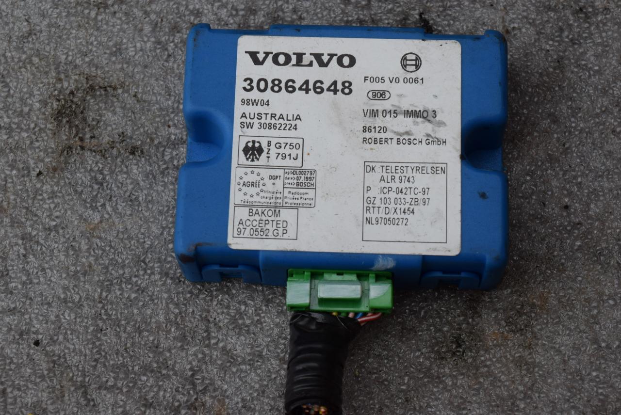 блок управления (другие) Volvo V40 1 поколение 1998, 1.9 л., Ti, B 4194 T, бензин, МКПП, красный, универсал, передний привод, 30864648 - фото №1