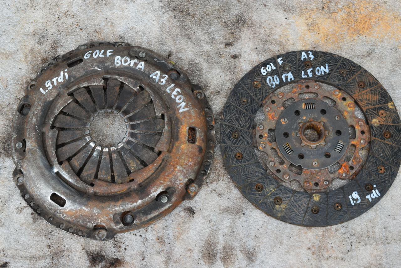 комплект сцепления Volkswagen Passat B6 2007, 2.0 л., дизель, МКПП, универсал, 1878005146 - фото №1