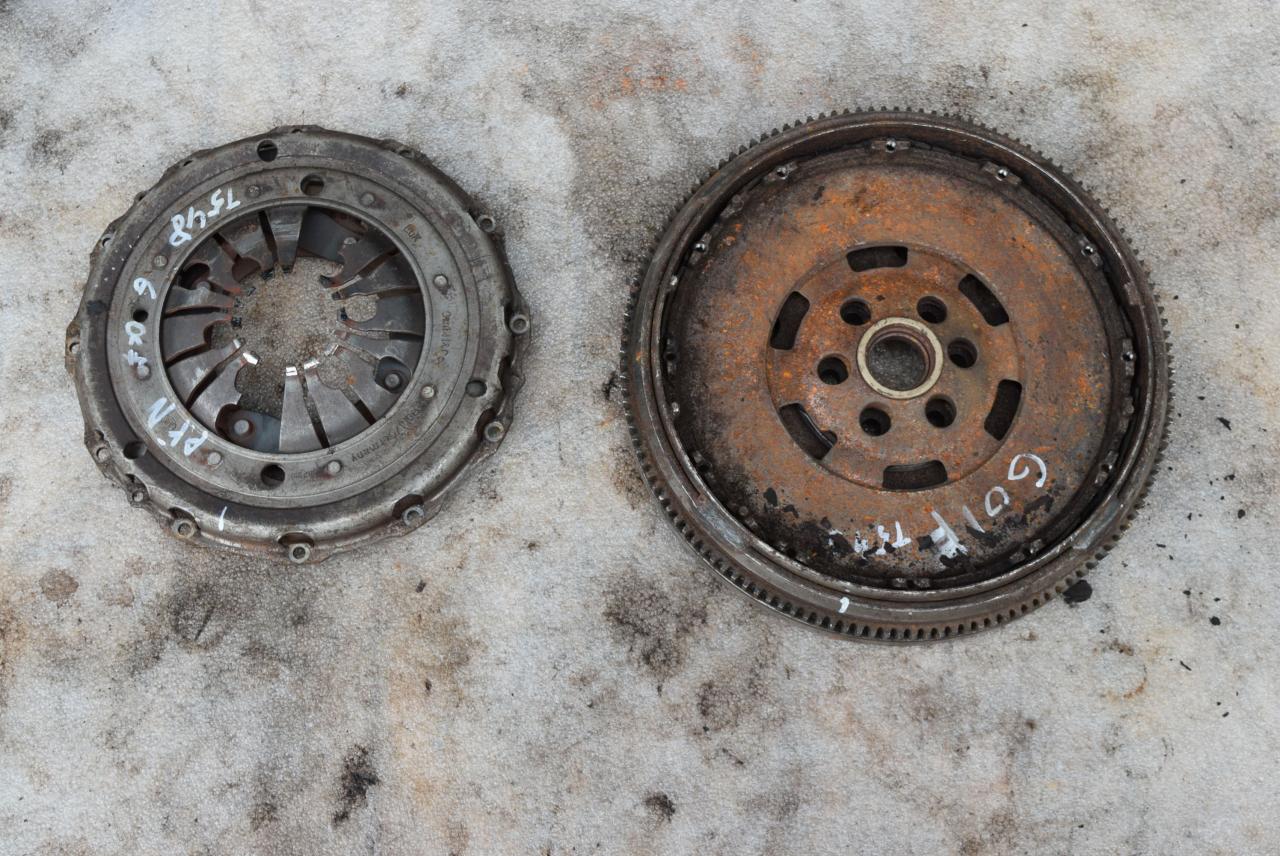 комплект сцепления Volkswagen Golf 3 поколение 1996, 1.9 л., AFN, дизель, МКПП, универсал - фото №1