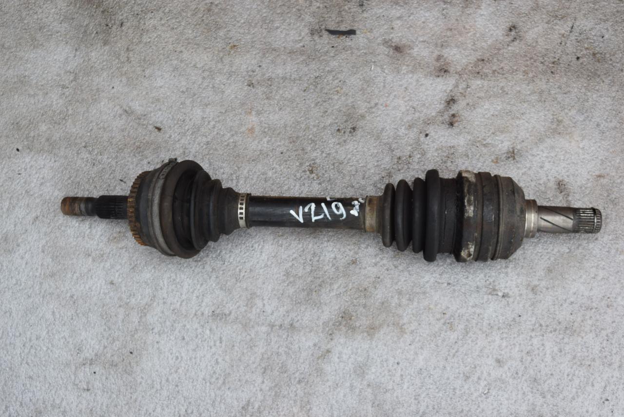 полуось передняя левая (приводной вал, ШРУС) Volvo V70 1 поколение 1997, 2.5 л., i, бензин, МКПП, универсал, передний привод - фото №1