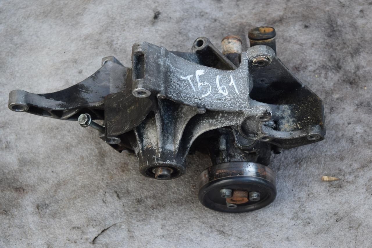 кронштейн (крепление) Audi A4 B5 1997, 1.9 л., AFN, дизель, МКПП, седан, 128903143AF - фото №1