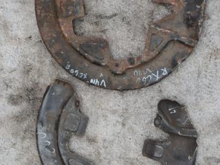 защитный кожух тормозного механизма Volvo XC60 1 поколение 2010, 3.2 л., бензин, АКПП, черный, универсал