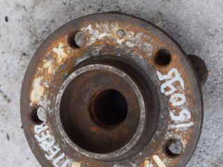 ступица передняя Volvo XC90 1 поколение 2005, 2.5 л., бензин, АКПП, серый, универсал