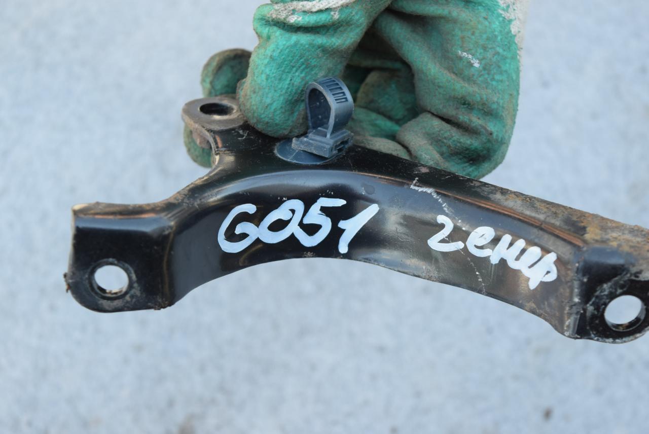 кронштейн генератора Lexus RX 1 поколение 2002, 3.0 л., 1MZ-FE, бензин, АКПП, внедорожник 5 дв., полный привод - фото №1