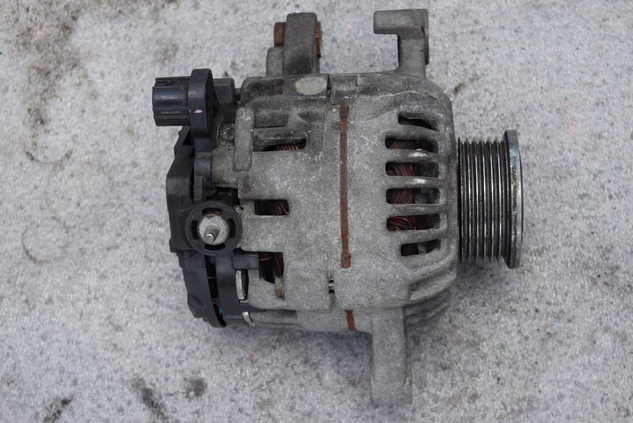 генератор Toyota Yaris XP9 2008, 1.4 л., D-4D, 1ND-TV, дизель, МКПП, хетчбэк 5 дв., 270600N011, 0124225055 - фото №1