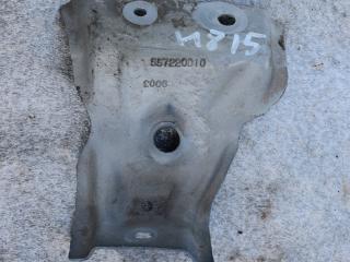 кронштейн (крепление) Toyota Yaris XP9 2008, 1.4 л., D-4D, 1ND-TV, дизель, МКПП, хетчбэк 5 дв., 557220D10