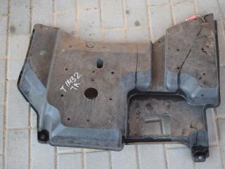 защита днища Toyota Auris 1 поколение 2008, 1.4 л., 1ND-TV, дизель, МКПП, хетчбэк 5 дв., правый руль, 5839802030