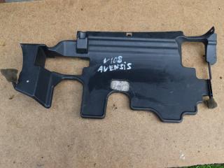 пластик Toyota Avensis 2 поколение (T250) 2004, 2.0 л., 1AZ-FSE, бензин, МКПП, черный, универсал, 5560605030C