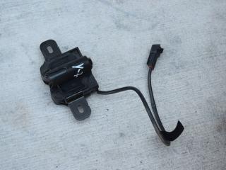 замок капота Volvo V40 2 поколение 2014, 1.6 л., Ti, B 4164 T3, бензин, вариатор, универсал, 31371016