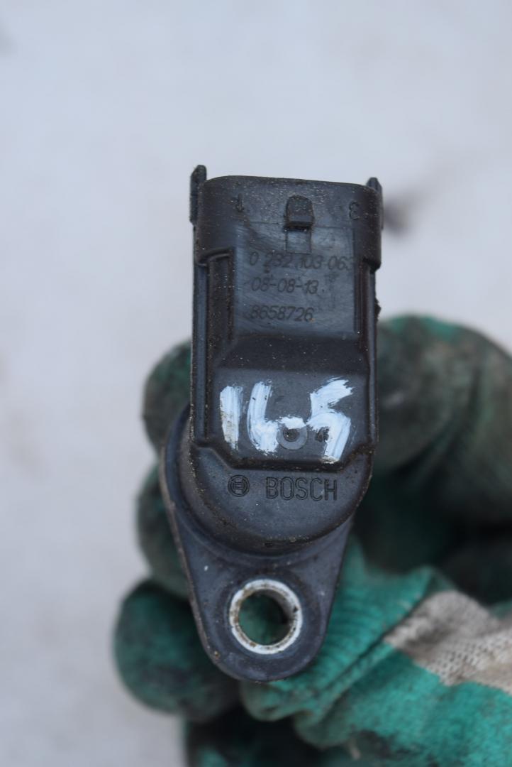 датчик распредвала Volvo XC60 1 поколение 2009, 2.4 л., D 5244 T4, дизель, АКПП, внедорожник 5 дв., 8658726, 0232103063 - фото №1