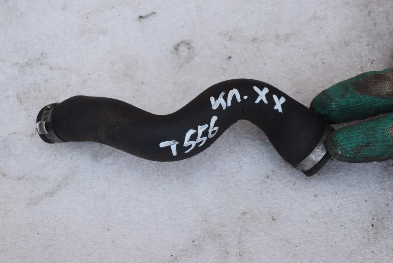 патрубок (трубопровод, шланг) Volvo XC70 1 поколение 1998, 2.3 л., Ti, B 5234 T5, бензин, АКПП, универсал, полный привод - фото №1