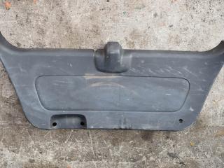 обшивка крышки багажника Kia Sorento 1 поколение [рестайлинг] 2008, 2.5 л., CRDi, D4CB, дизель, МКПП, внедорожник 5 дв., полный привод, правый руль, 817503E000