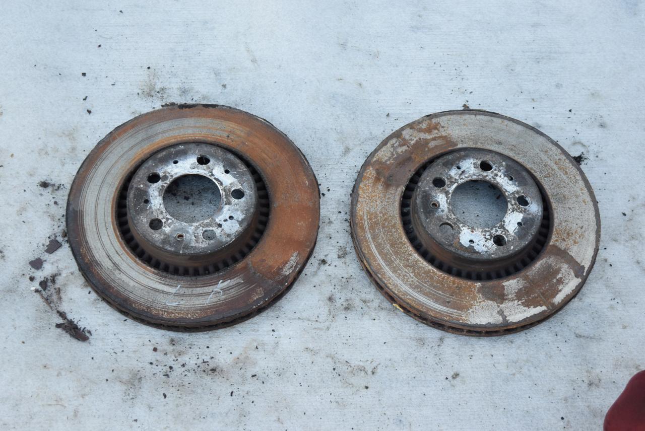 диск тормозной передний Volvo S60 1 поколение 2002, 2.4 л., i, B 5244 S2, бензин, МКПП, седан, передний привод - фото №1