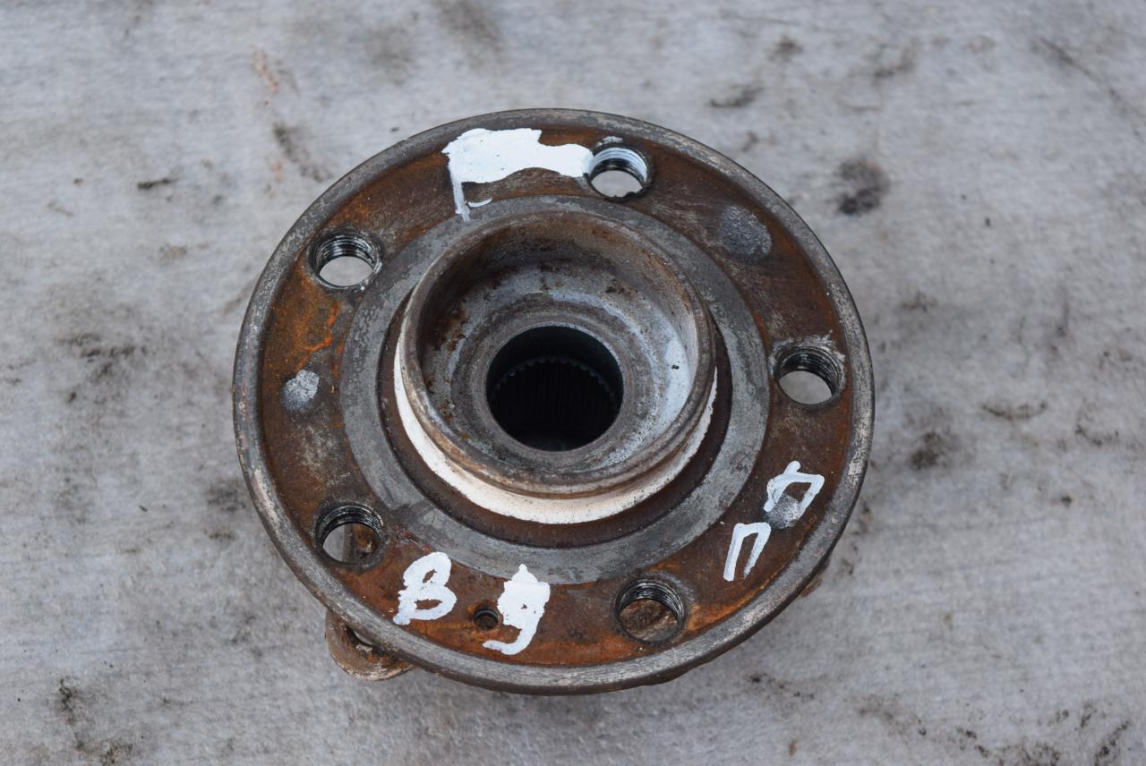 ступица передняя Volvo S60 1 поколение 2002, 2.4 л., i, B 5244 S2, бензин, МКПП, седан, передний привод, 31329980 - фото №1