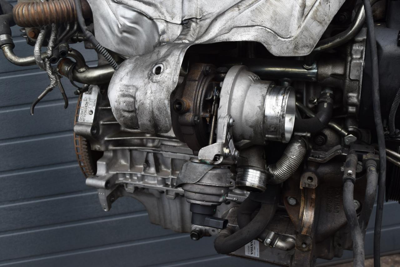 турбина Volvo S60 2 поколение 2012, 2.0 л., D 5204 T3, дизель, АКПП, седан, передний привод, 31380219, GTC1444VZ - фото №1
