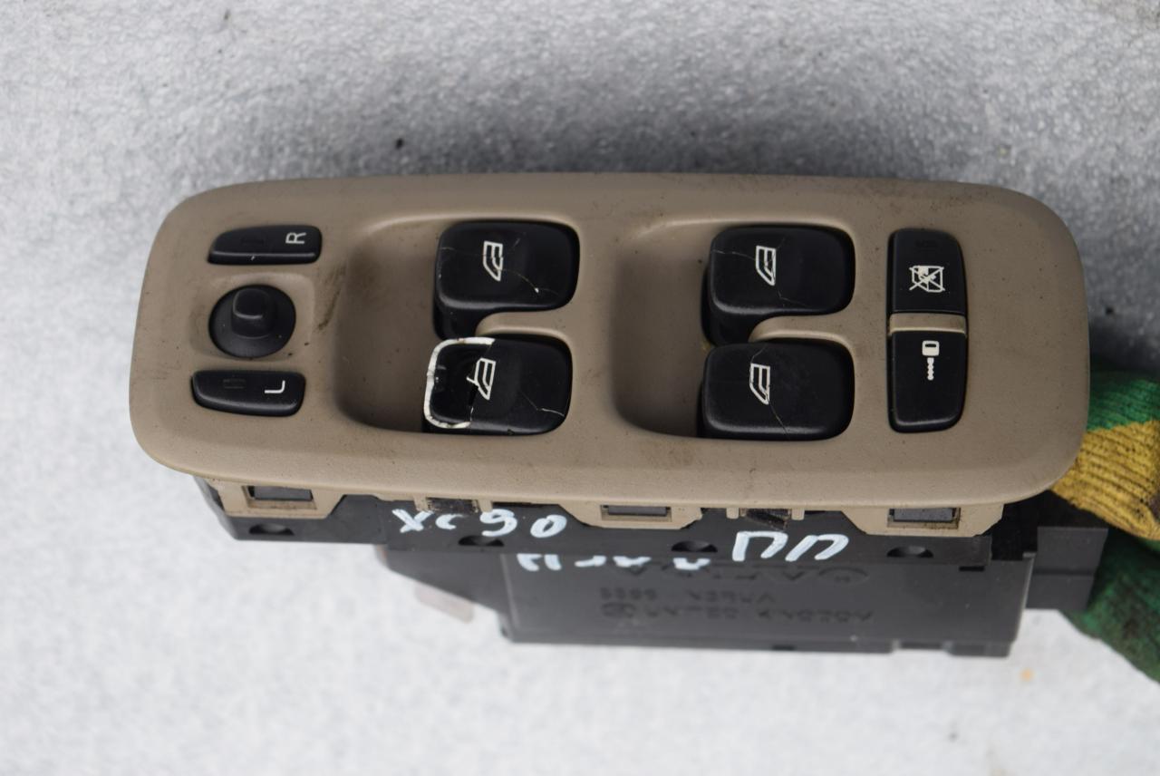 блок управления стеклоподъемниками Volvo XC90 1 поколение 2006, 2.4 л., D5, D 5244 T4, дизель, АКПП, черный, внедорожник 5 дв., полный подключаемый привод, 30746074 - фото №1
